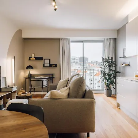 Apartment Arrabida - 2 Bedroom And Parking In Arroios Lisbon