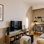 Apartamento Arrabida - 2 Bedroom And Parking In Arroios