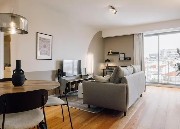 Arrabida - 2 Bedroom And Parking In Arroios 리스본